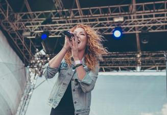 Rock for People 2 (Debbi)