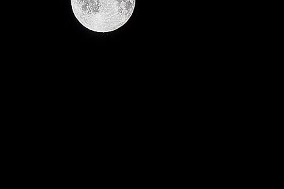 fullmoonzine.cz