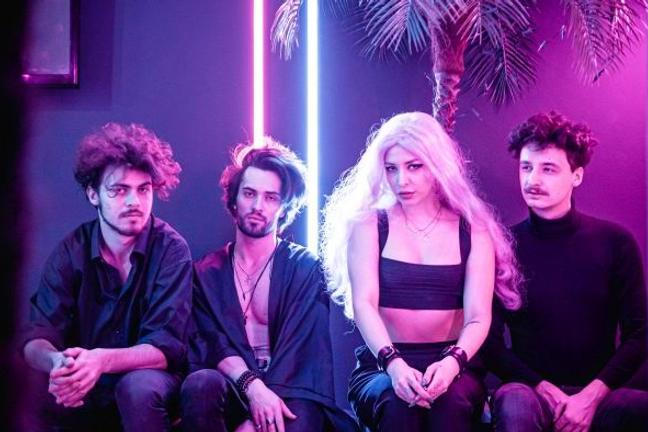 fullmoonzine.cz