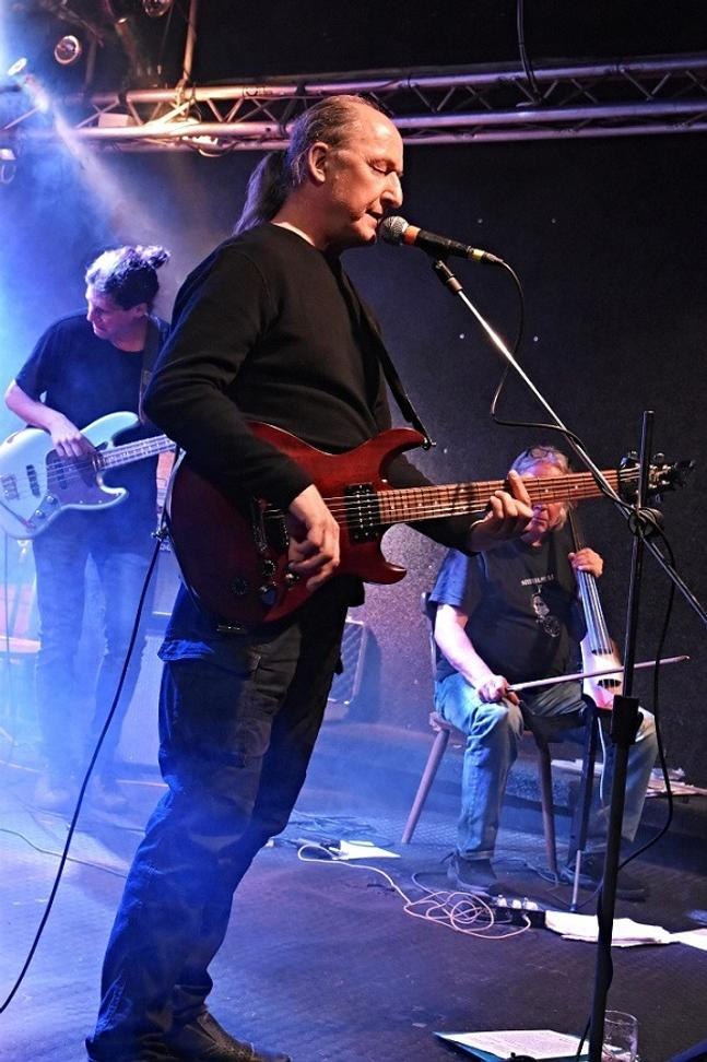 Krch-off band (1)