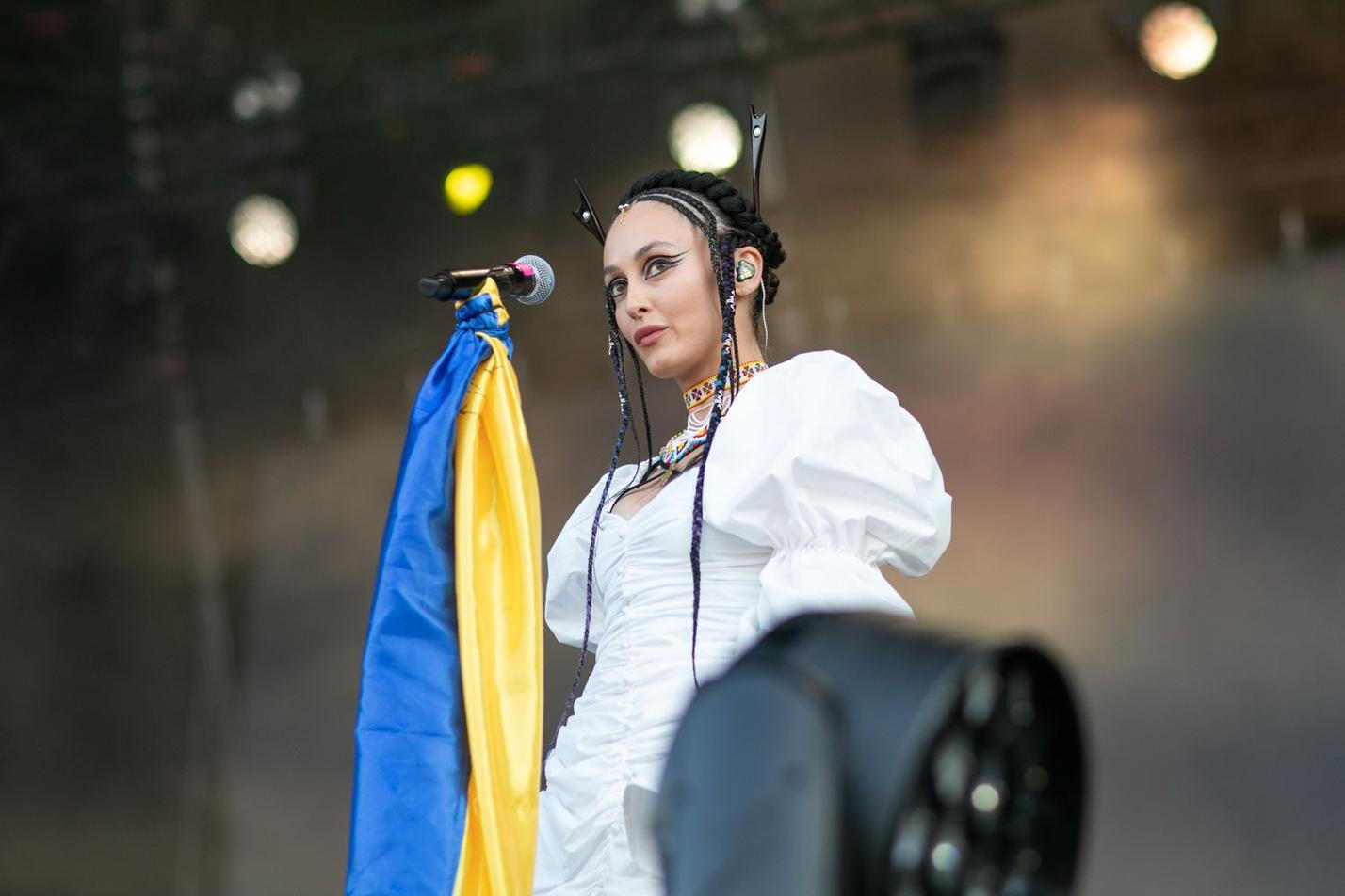 Alina Pash (3) (1)