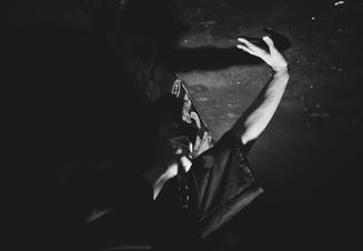 08-Andy_the_doorbum
