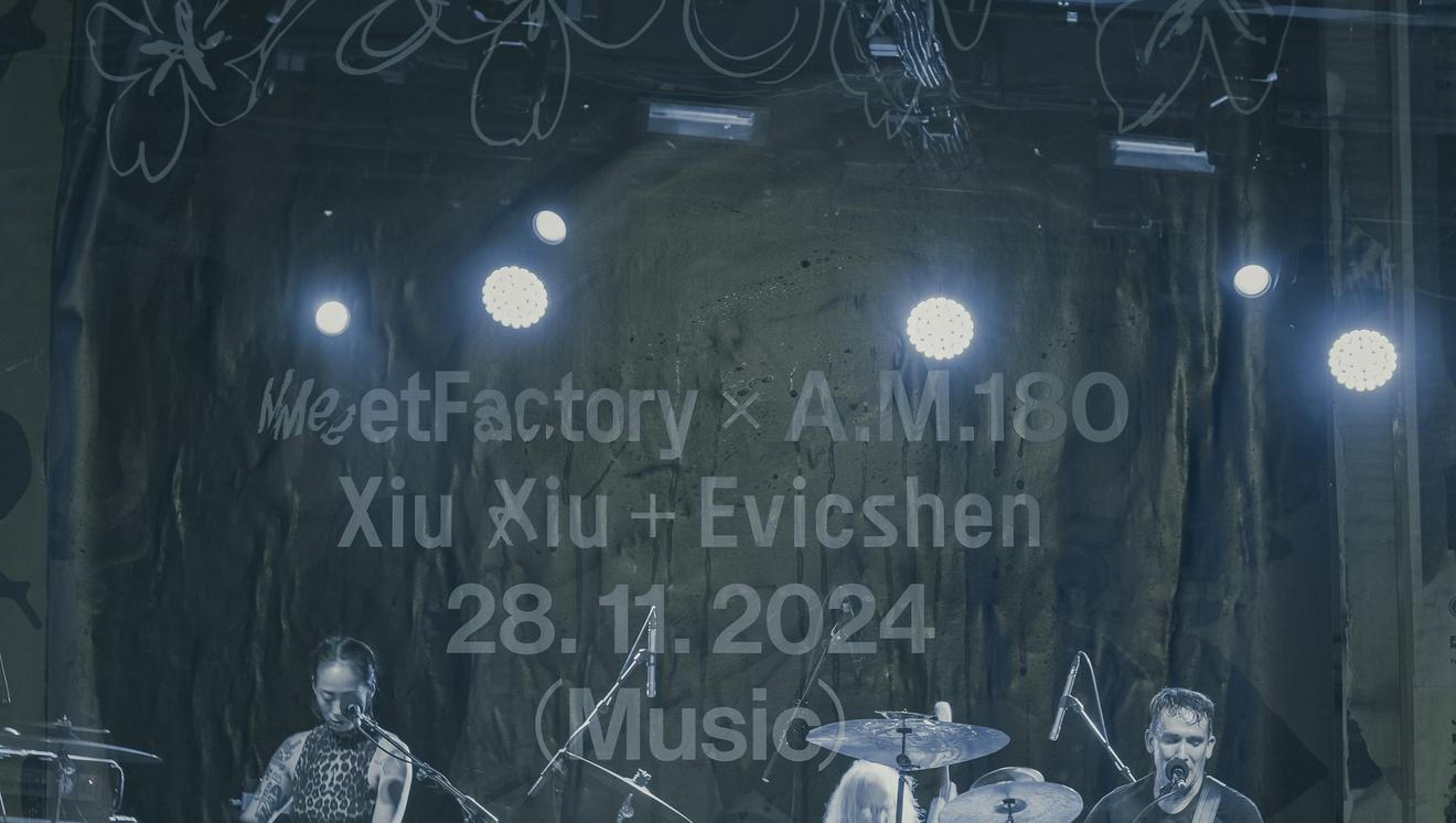 fullmoonzine.cz