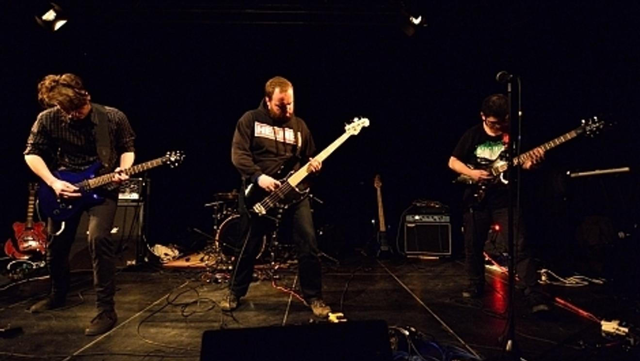 fullmoonzine.cz