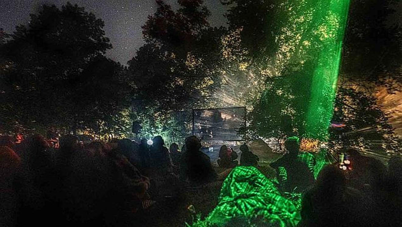 fullmoonzine.cz