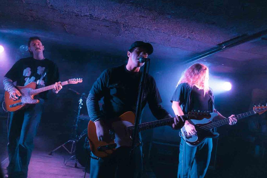 fullmoonzine.cz