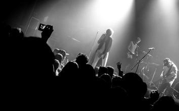 09_Phantogram