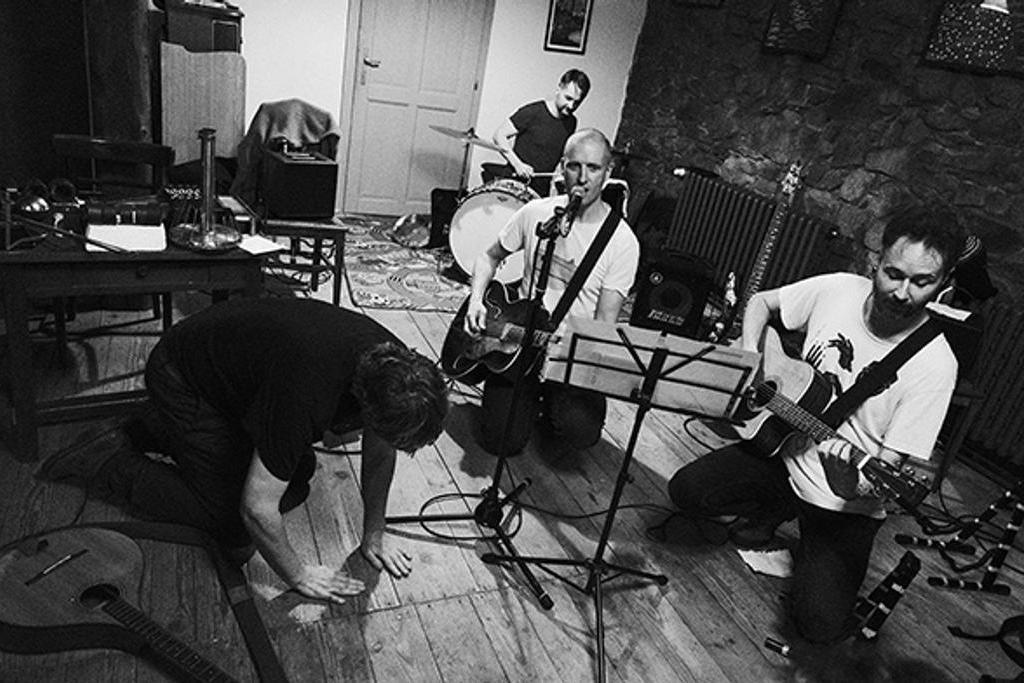 fullmoonzine.cz