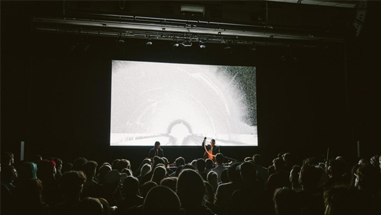 fullmoonzine.cz
