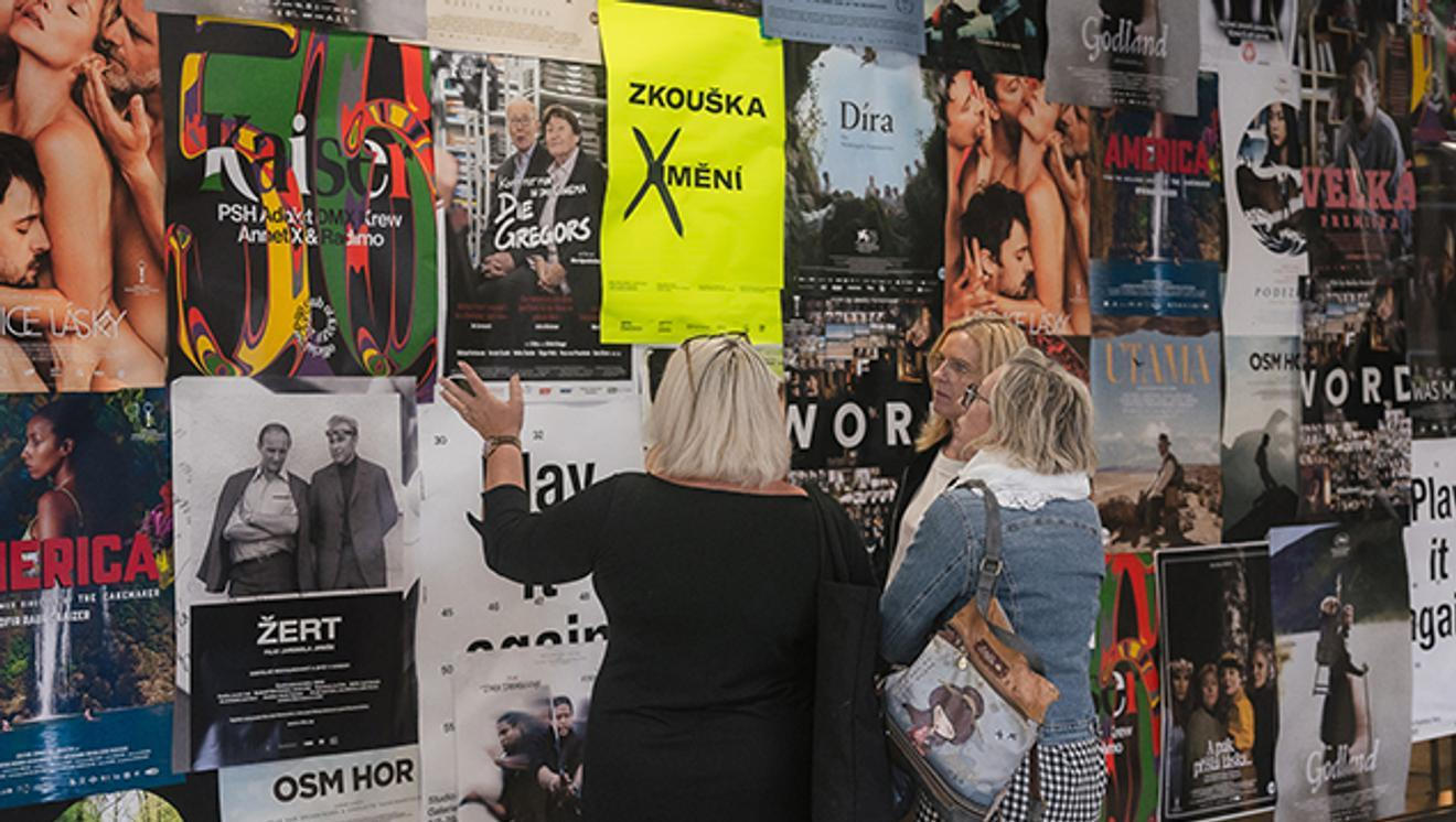 fullmoonzine.cz