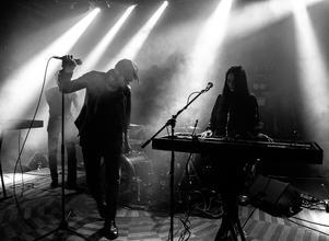 07_Cold Cave