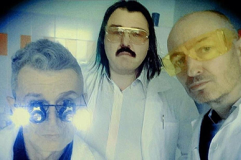 fullmoonzine.cz
