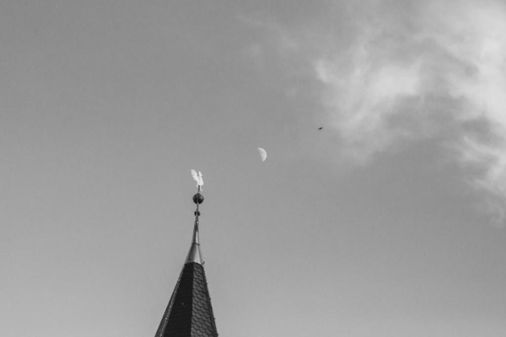 fullmoonzine.cz