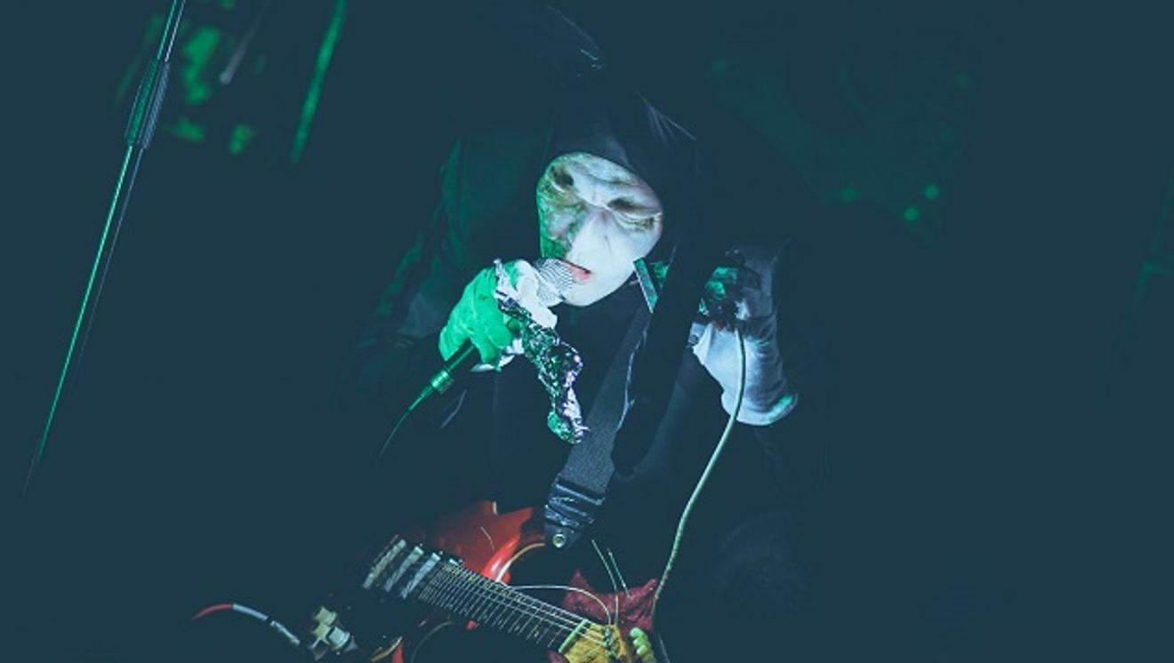 fullmoonzine.cz