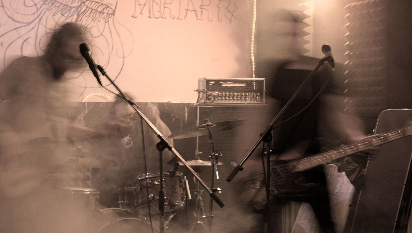 fullmoonzine.cz