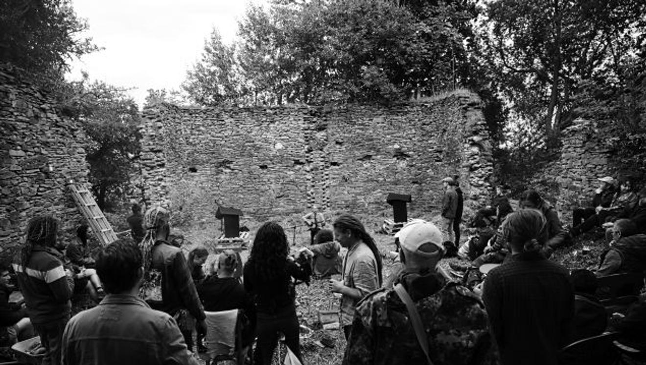 fullmoonzine.cz