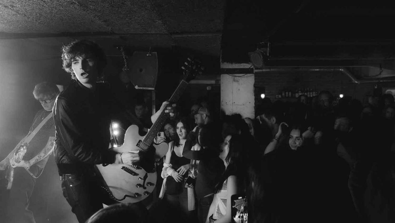 fullmoonzine.cz