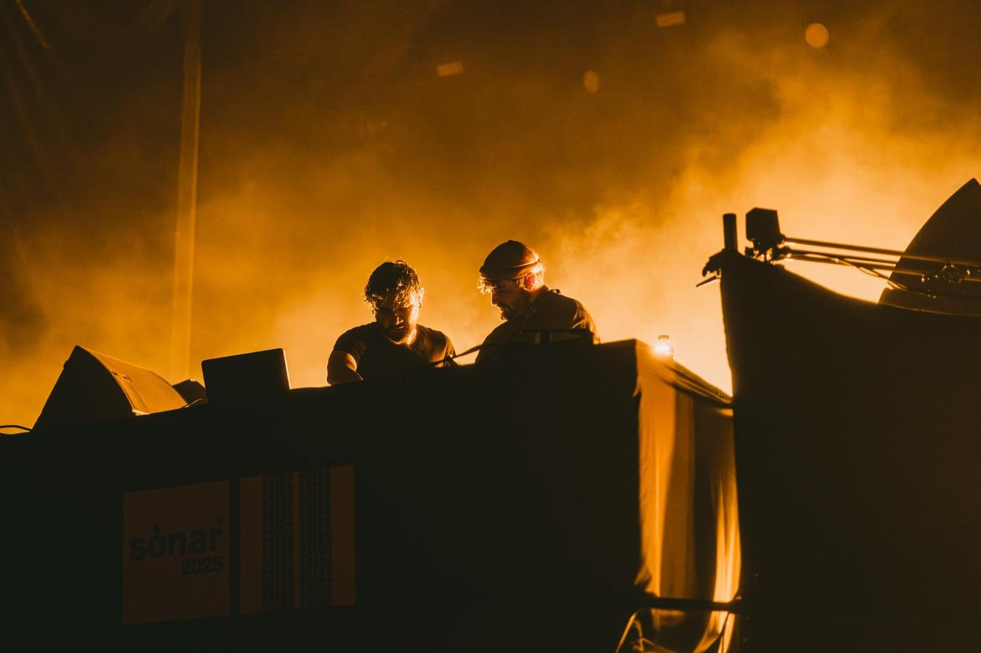 Skrillex b2b Blawan
