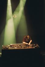 04_Rival Consoles