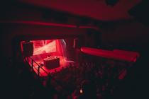 12_Rival Consoles
