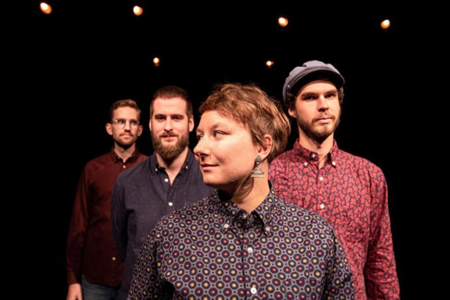 fullmoonzine.cz