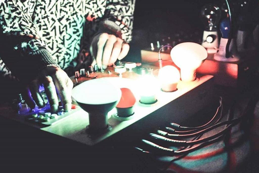 fullmoonzine.cz