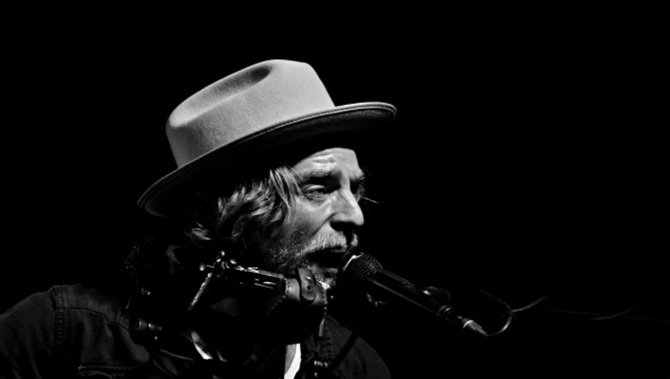 fullmoonzine.cz