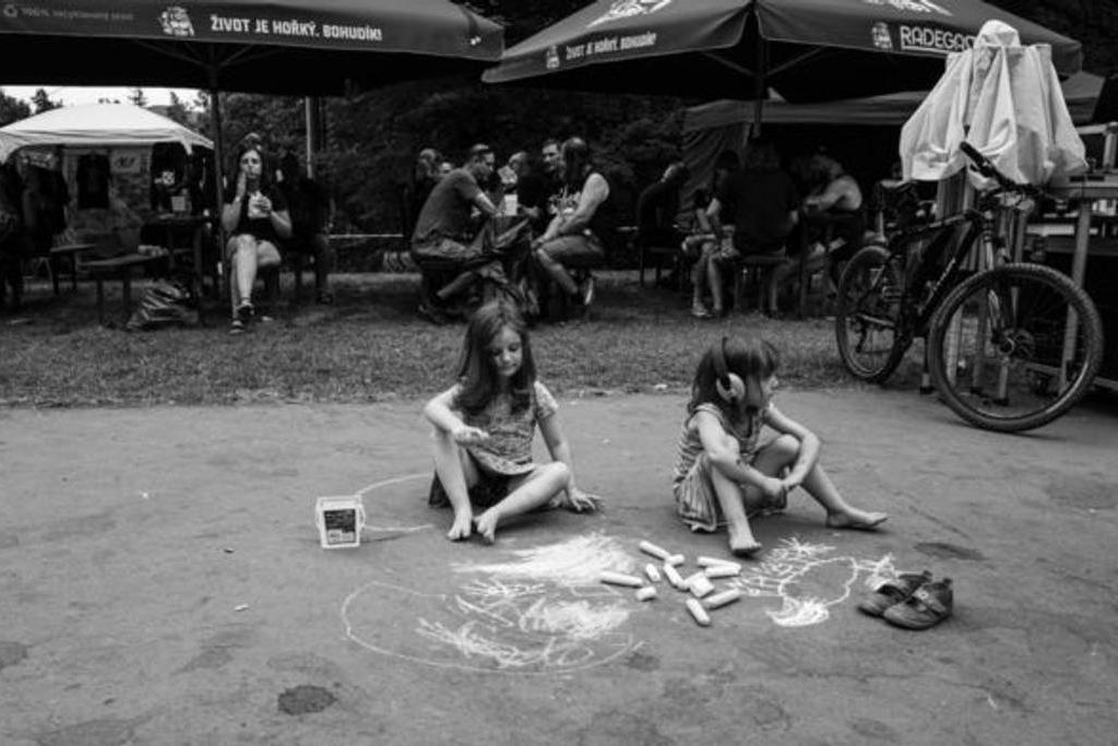 fullmoonzine.cz
