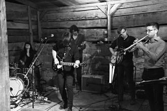 Holy Fanda and the Reverends (1)