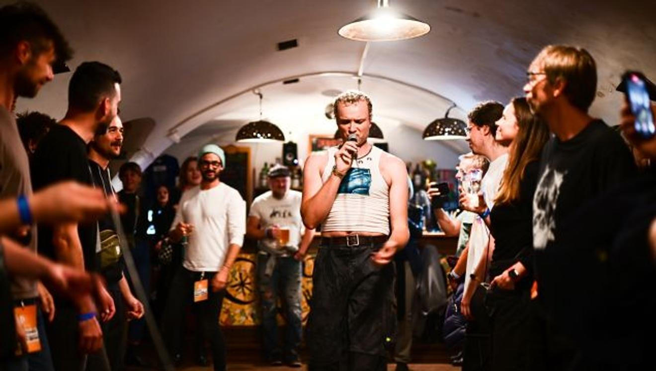 fullmoonzine.cz