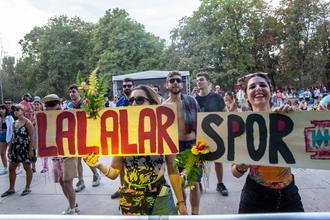Lalalar (2)