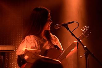 1-Barbora Hora