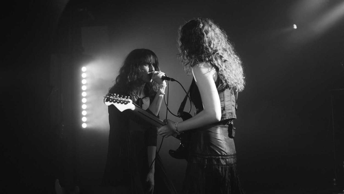 fullmoonzine.cz