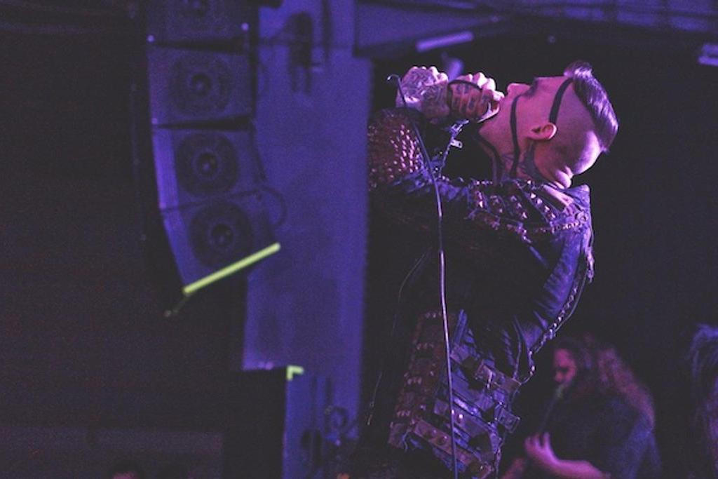 fullmoonzine.cz