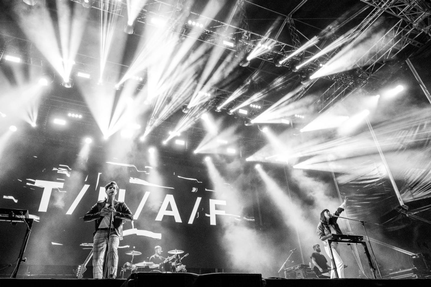 17_The Naked and Famous