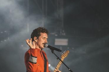 04_Who Made Who