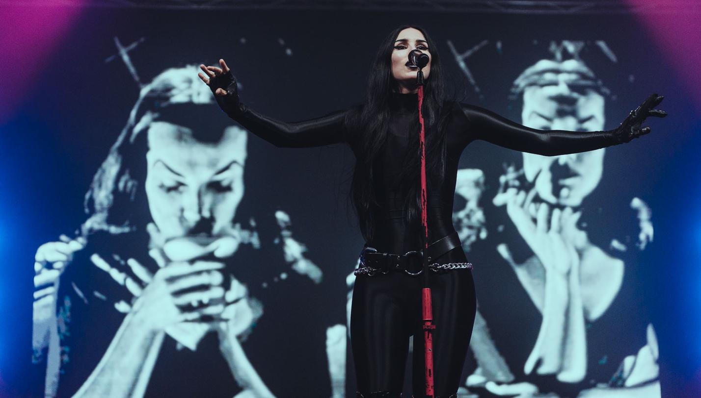 Kat Von D-11