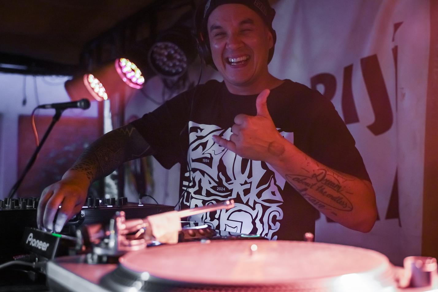 DJ Bodymovin