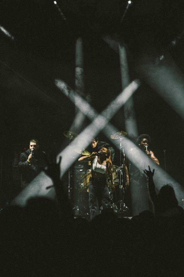 08_Young Fathers