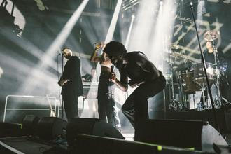 04_Young Fathers
