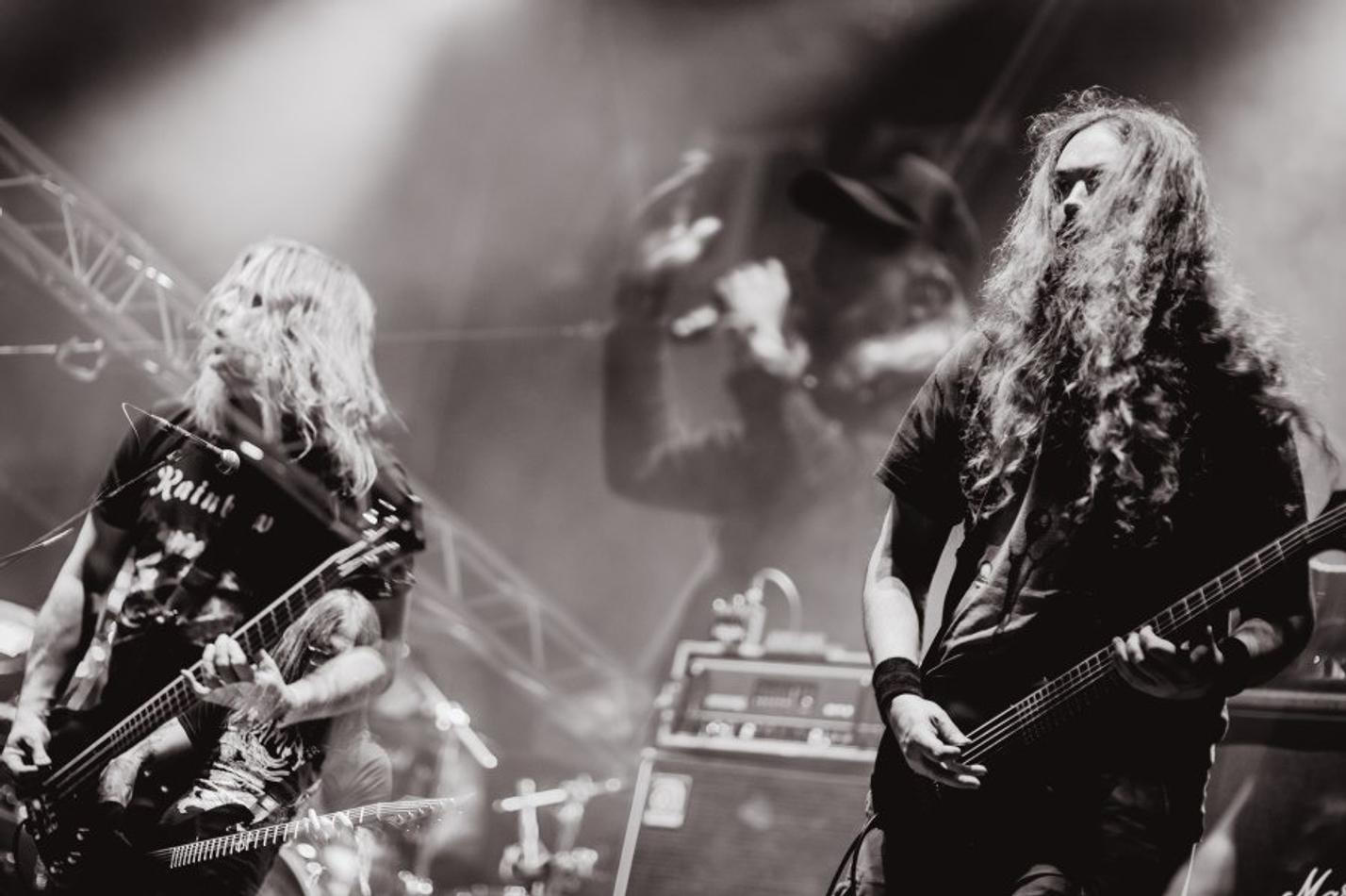25_ATTHEGATES