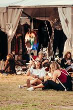 04_Fest Festival
