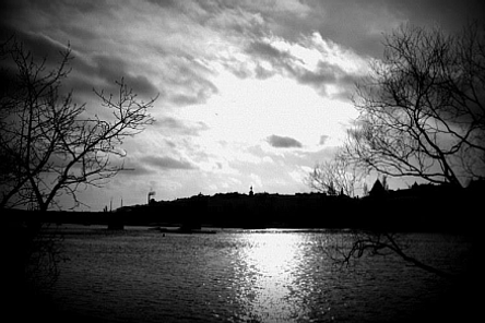 fullmoonzine.cz
