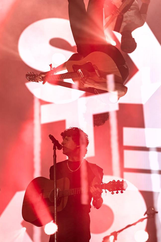 KOOKS_4