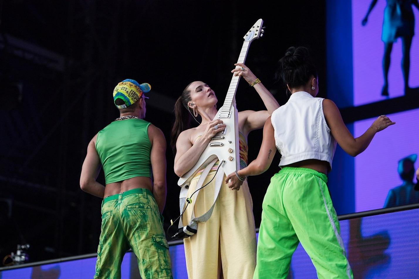16_Sofi Tukker