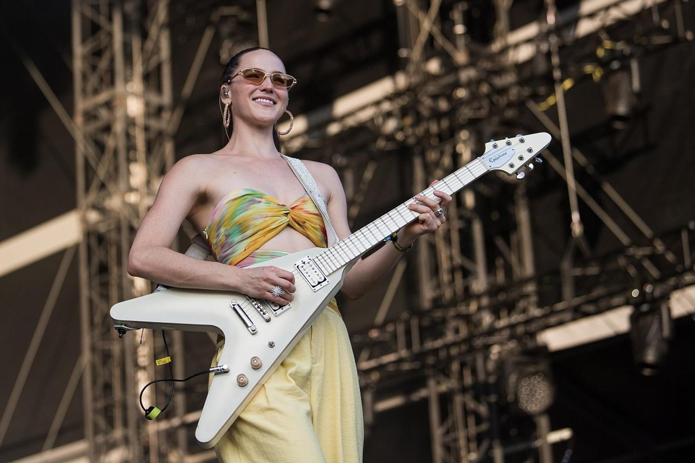 15_Sofi Tukker