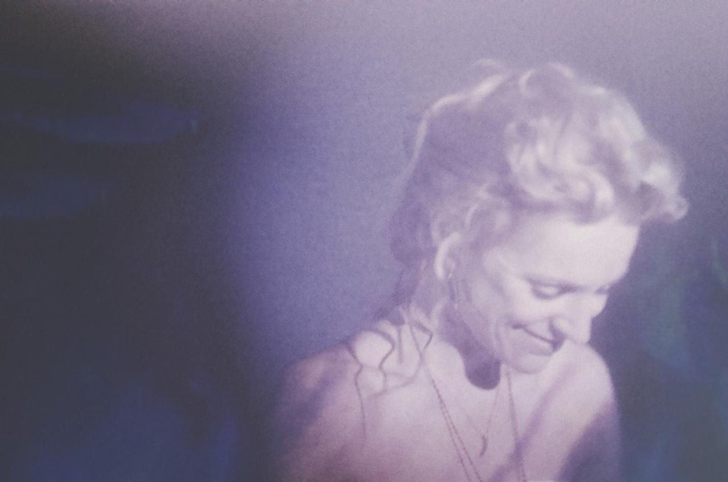 2 Agnes Obel