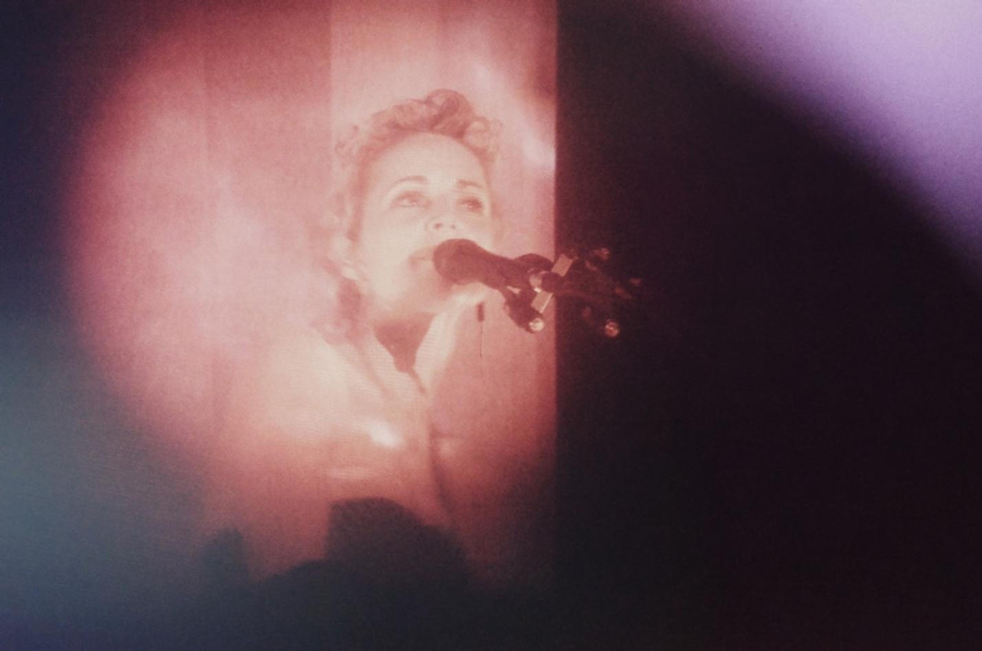 6 Agnes Obel