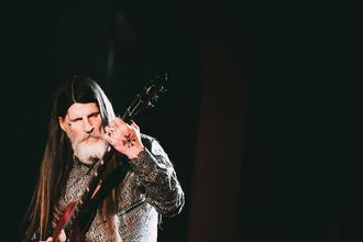 Dylan Carlson5 (1)