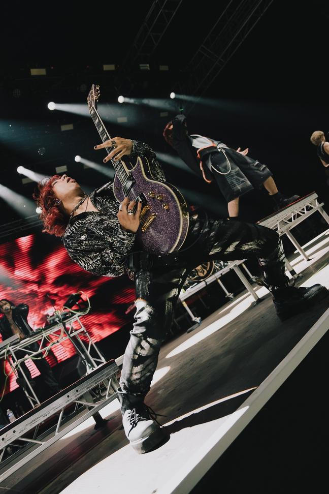 crossfaith-2